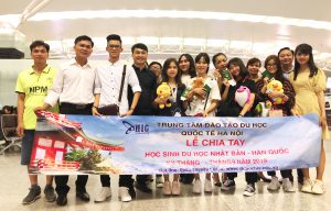 Chia tay du học sinh đợt 1 kỳ bay tháng 9/2019